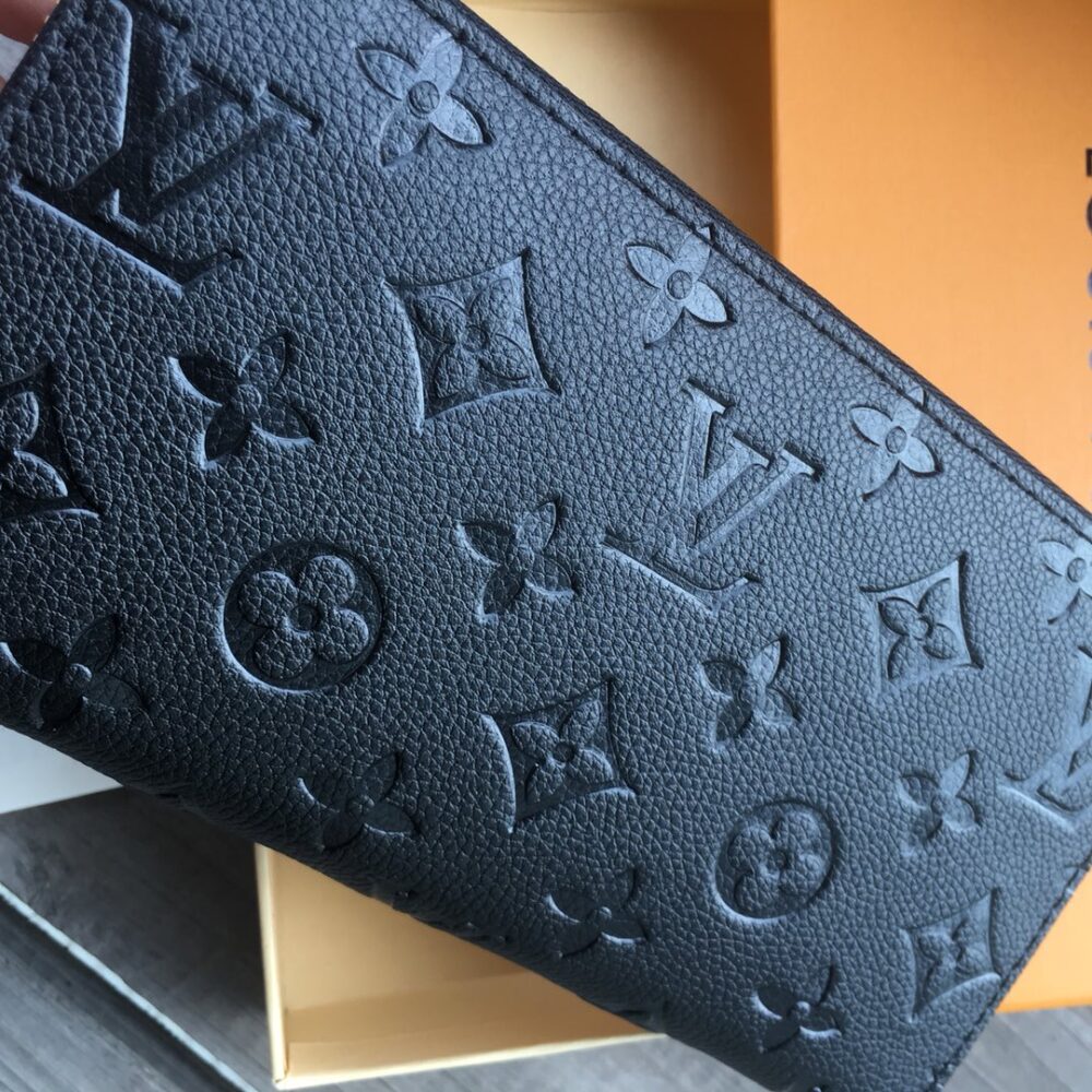 Louis Vuitton Zippy Wallet Monogram Black 19Cm M61864