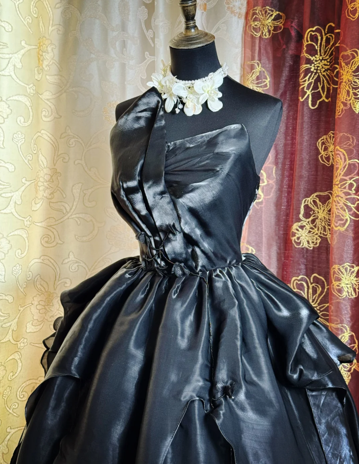 Fashion Strapless Black Satin Tulle Beaded Long Birthday Prom Dress Evening Gown SP1619