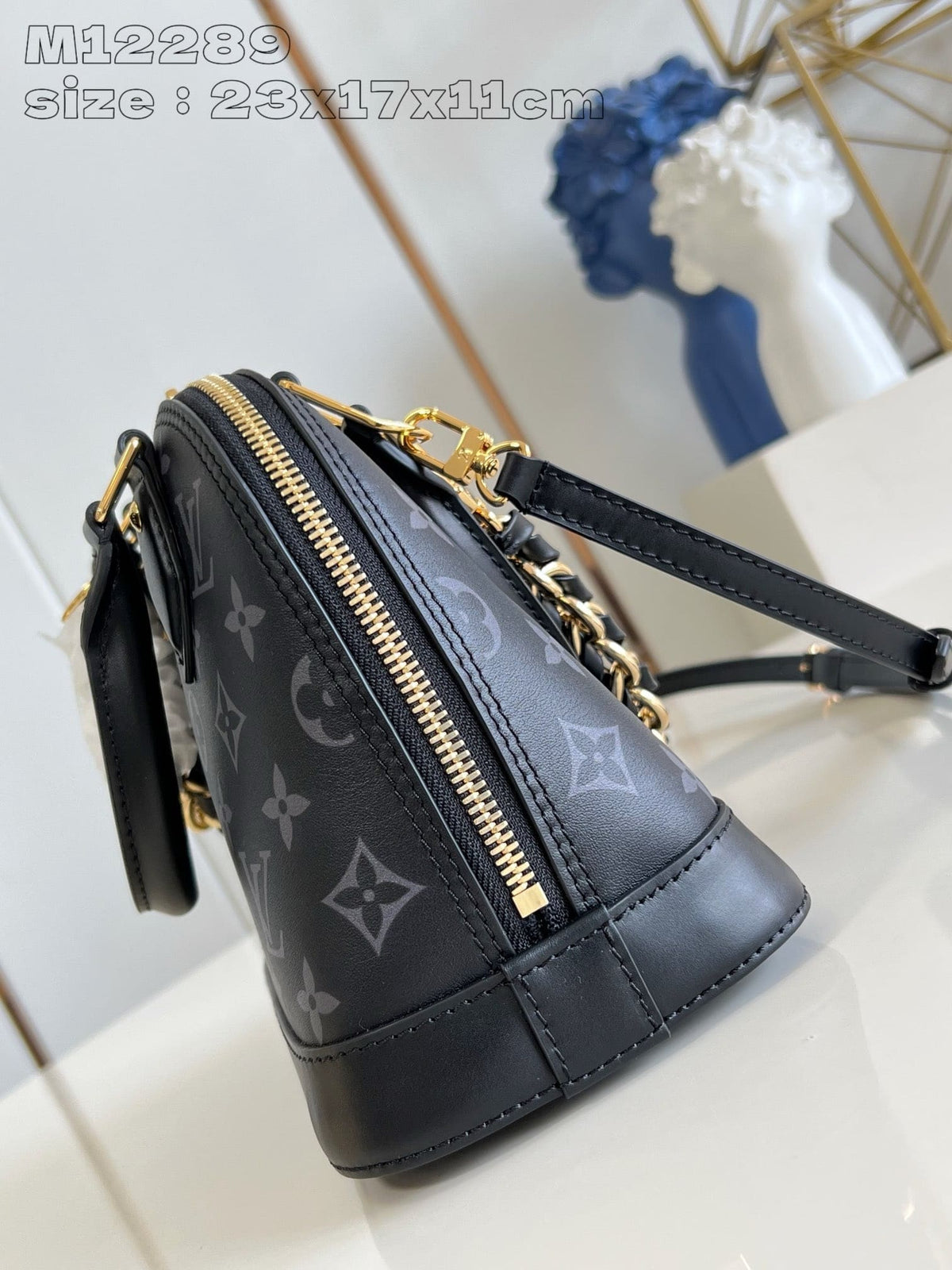 Louis Vuitton M12289 Alma BB