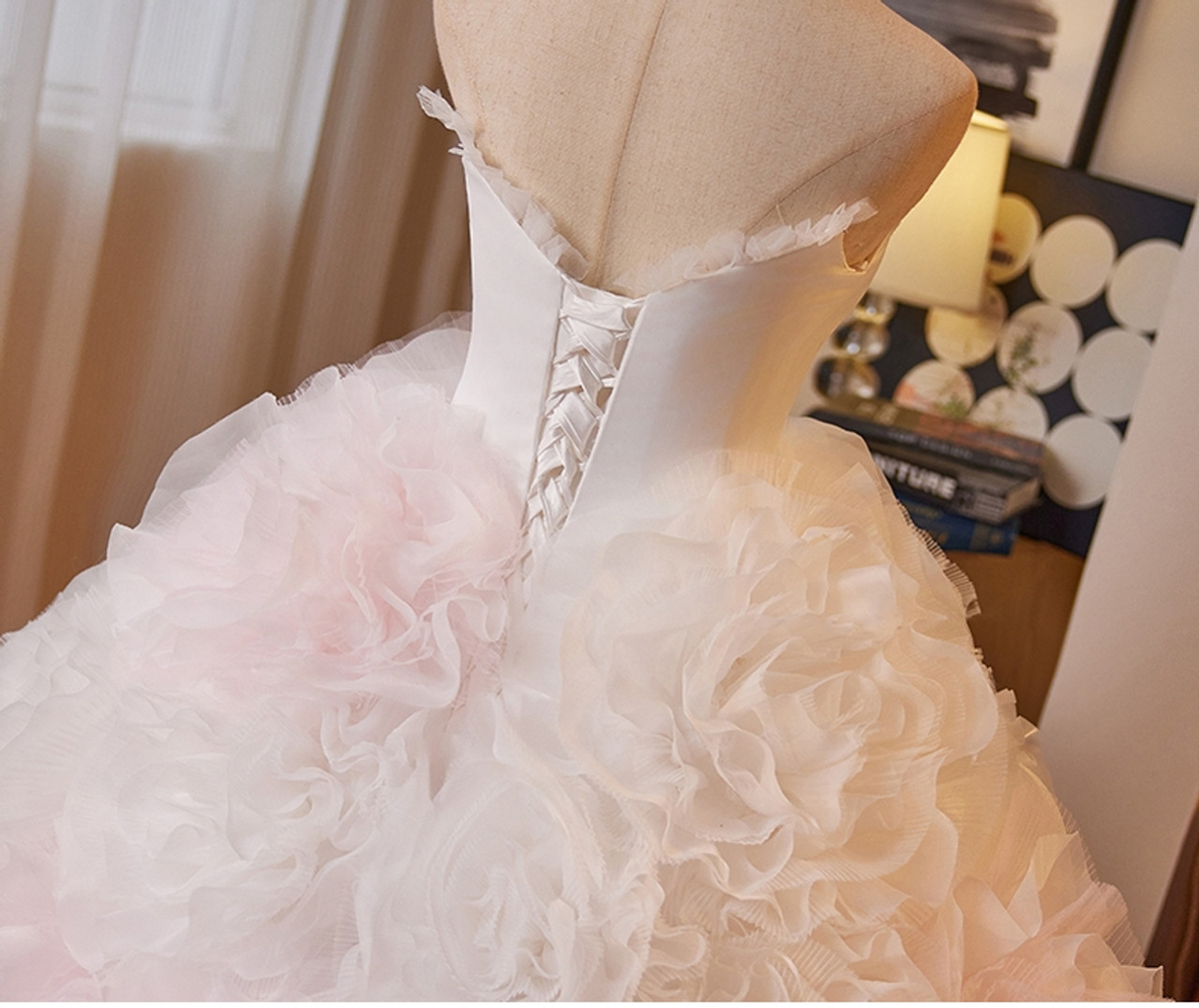 Gorgeous Tulle Rose Flower Strapless Quinceanera Dress Sweet 16 Ball Gown cc2219