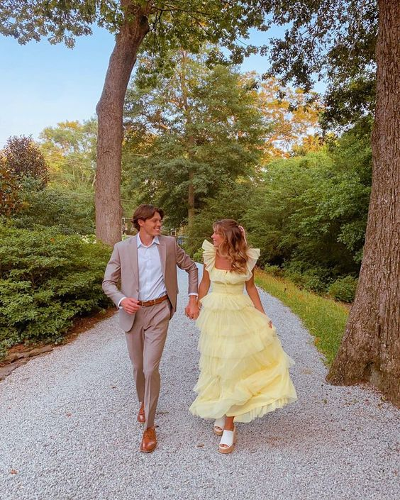 Yellow Fashion Square Neck A-Line Multi-Layered Long Tulle Ball Gowns Prom Dresses