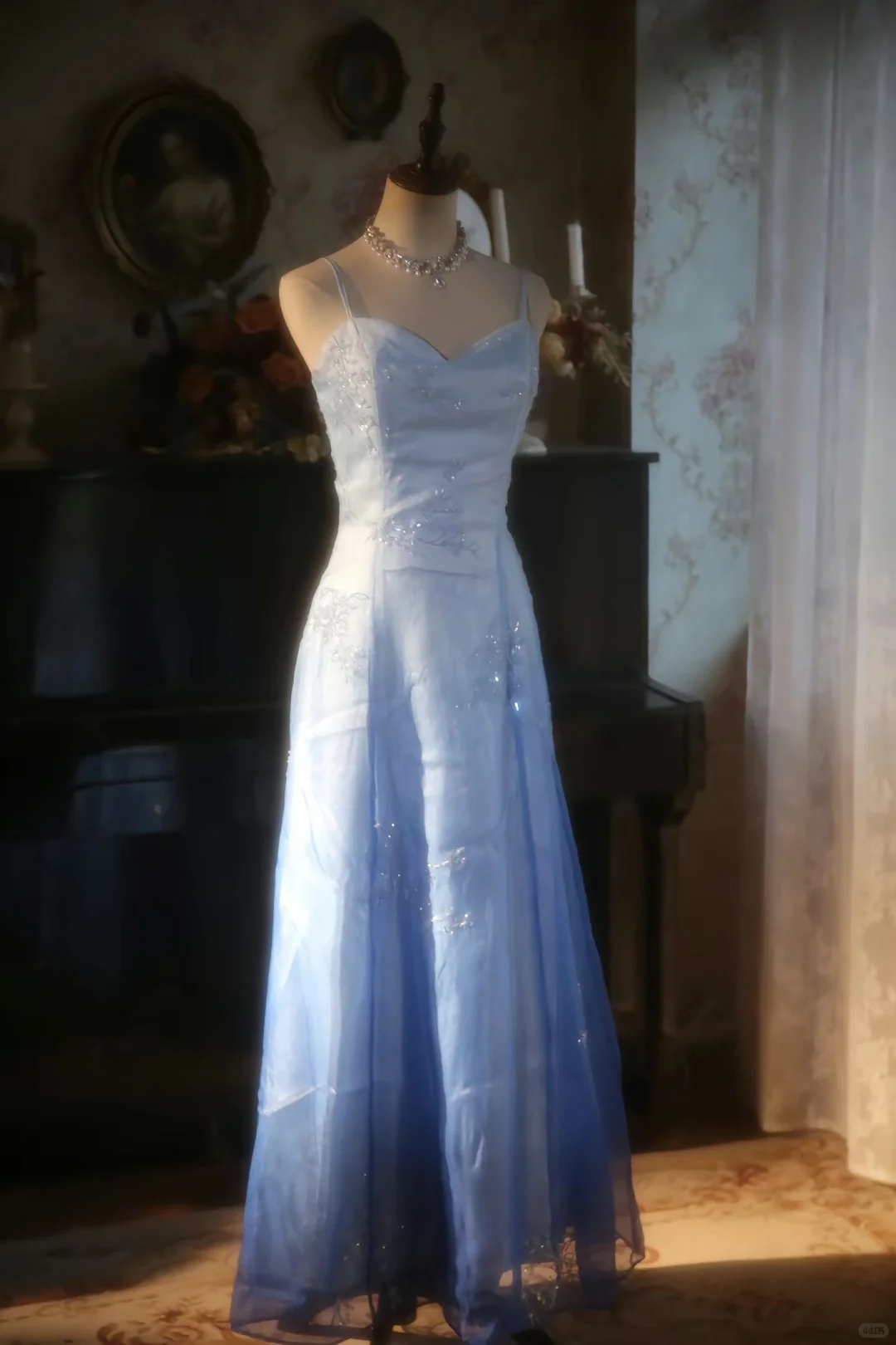 Vintage Light Blue Spaghetti Strap Sequin Evening Gown TP5529