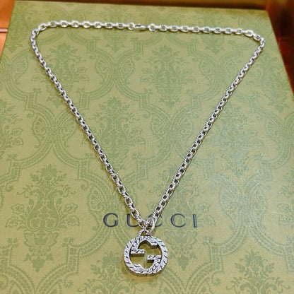 GUCCI INTERLOCKING PENDANT NECKLACE SILVER ‎455307 J8400 0811
