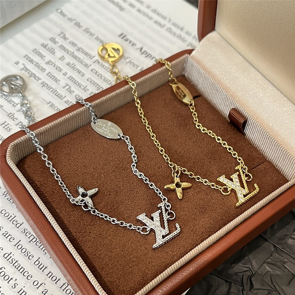 Louis Vuitton Lv Iconic Enamel Bracelet Silver M02752