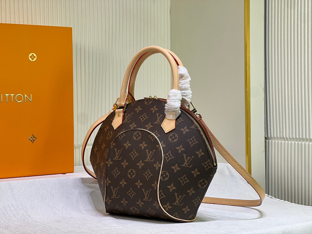 New Arrivals LUV 902