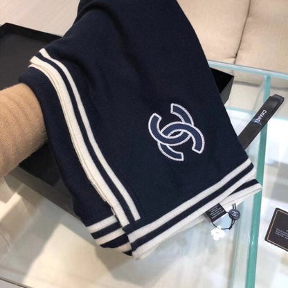 EN – Luxury CHL Scarf 004