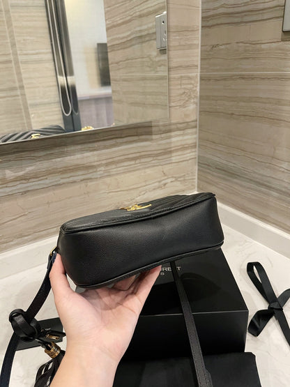 Saint Laurent Lou
