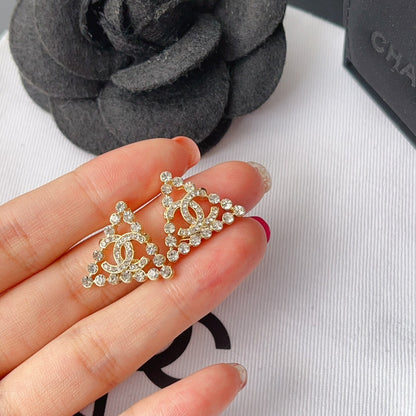Chanel Cc Logo With Triangular Gemstones Gold Ab2468 B010203 Nk635