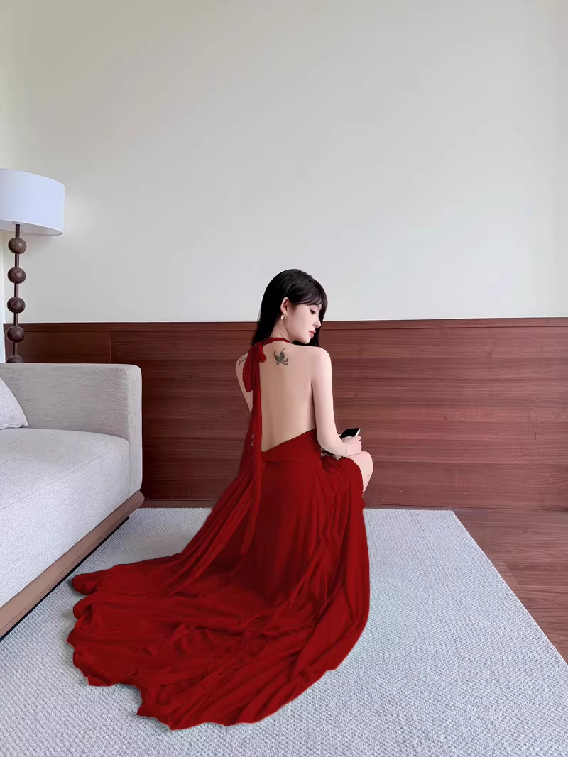 Ethereal Chiffon Halter Neck Evening Gown Floral Prom Dress TP5707