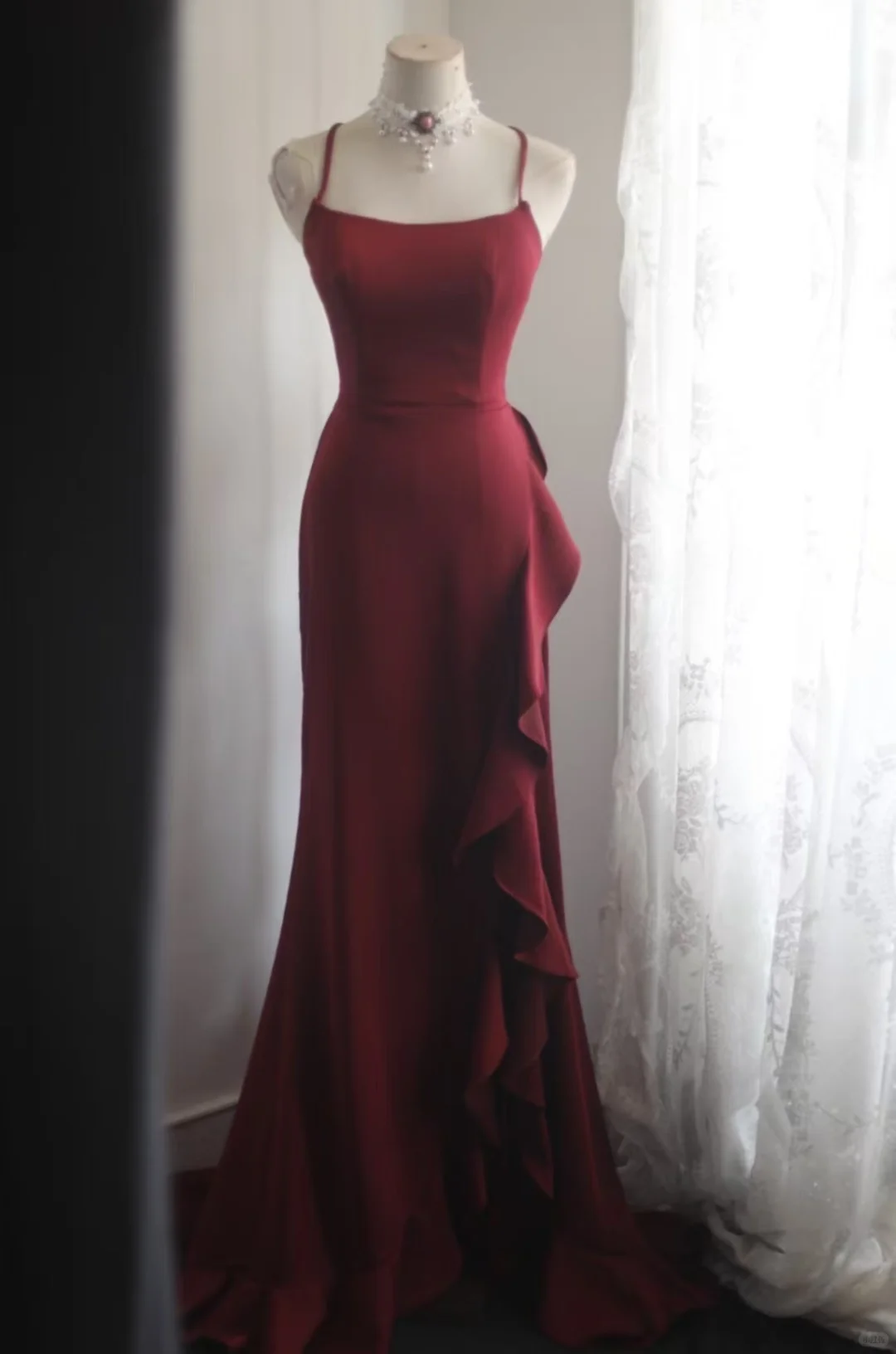 Chic Burgundy Spaghetti Strap Mermaid Gown Cascading Ruffles Prom Dress TP5643