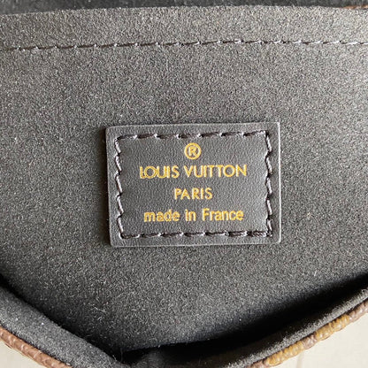 Louis Vuitton Monogram Locky BB Crossbody with Noir