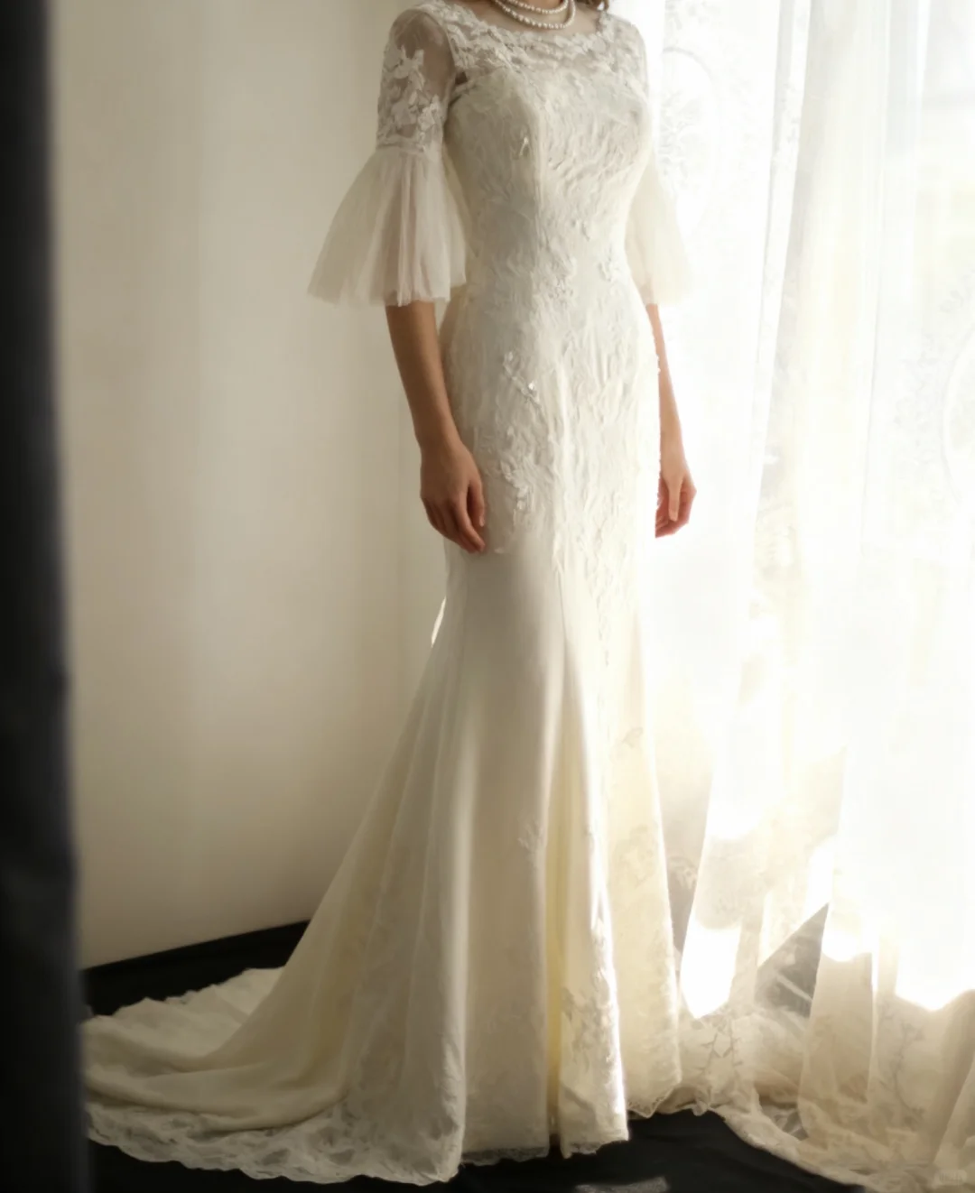 Vintage Lace Mermaid Wedding Dress with Bell Sleeves & Chapel Train TP5635