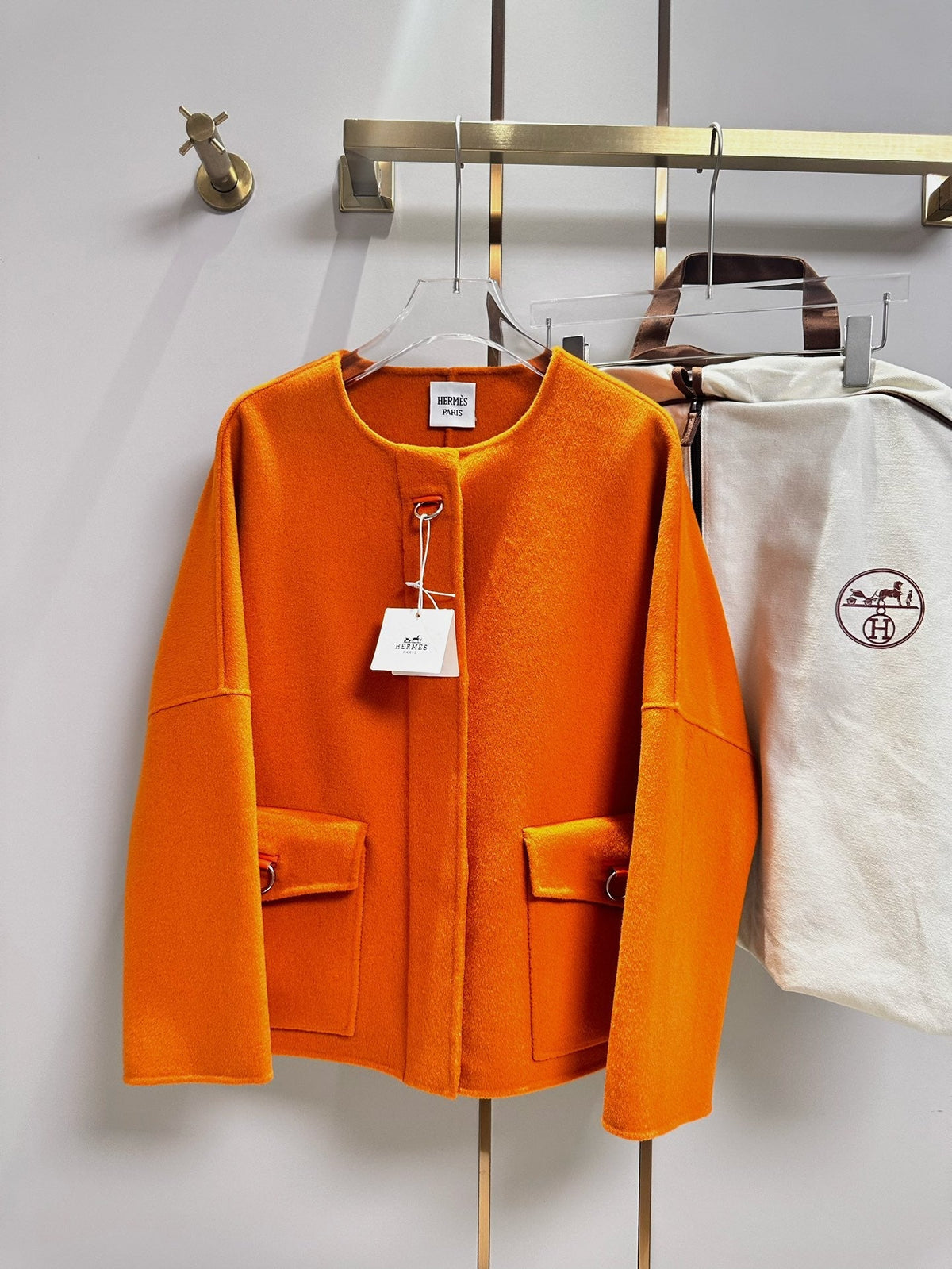 LuxuryWrap Coat HER 001