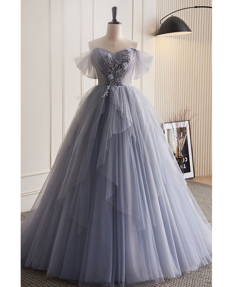 Unique and beautiful silver gray beaded pearl sequins off the shoulder sleeveless decal pleated ball dress silver gray A-shaped thin gauze pong truffle back strap and ground length prom dress