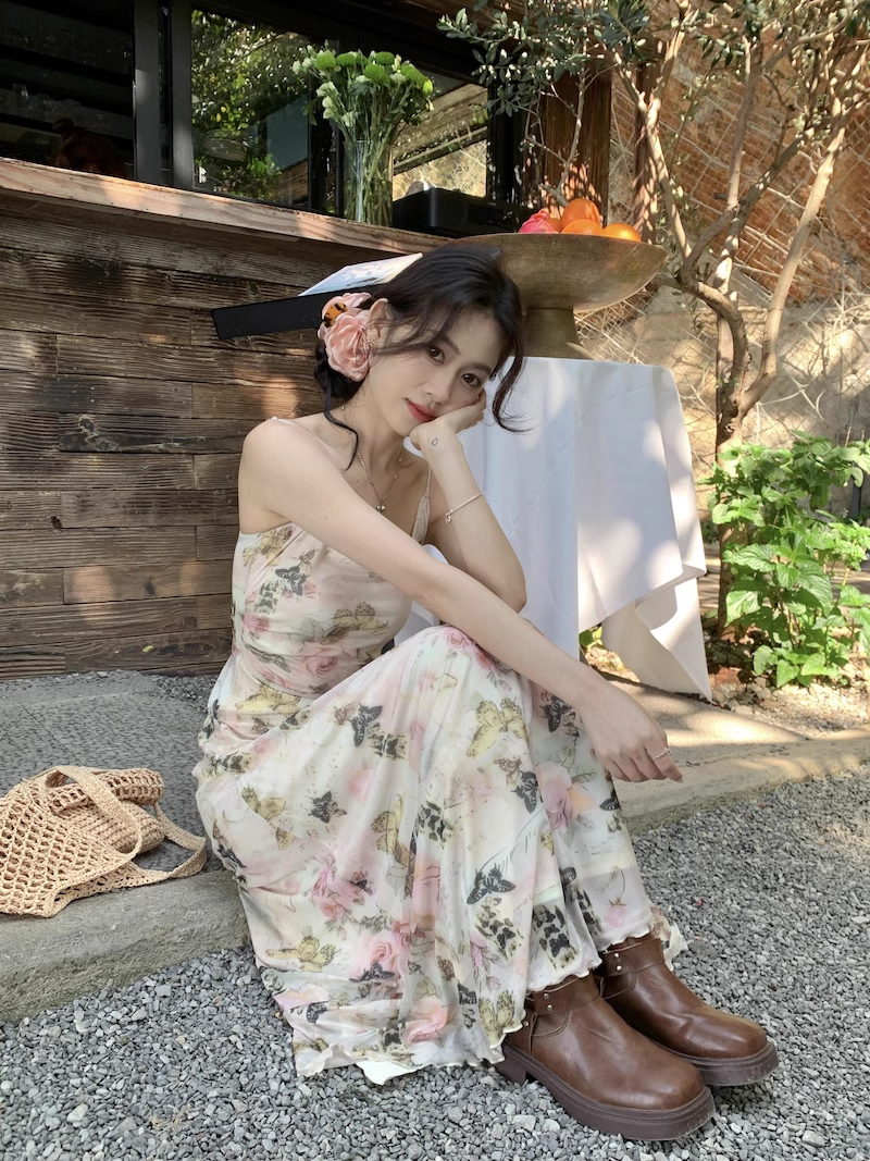 New Stylish Elegant Floral Design Spaghetti Strap Dress TP3006