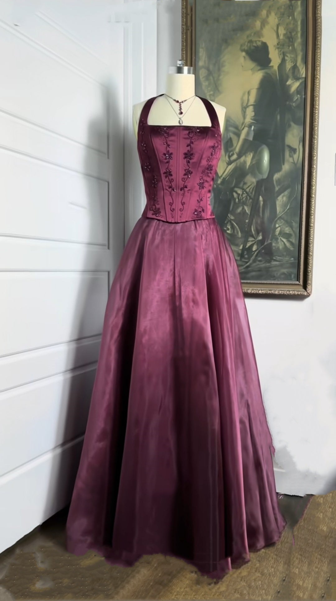 Burgundy Red Vintage Elegant Shiny Beaded Long Tulle Ball Gowns Prom Dress