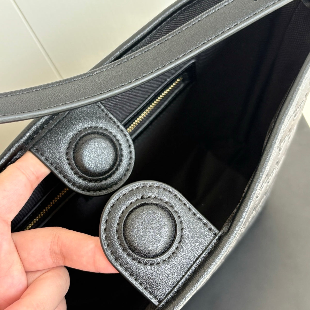 Gucci Gg Emblem Small Shoulder Bag In Black Gg  26Cm
