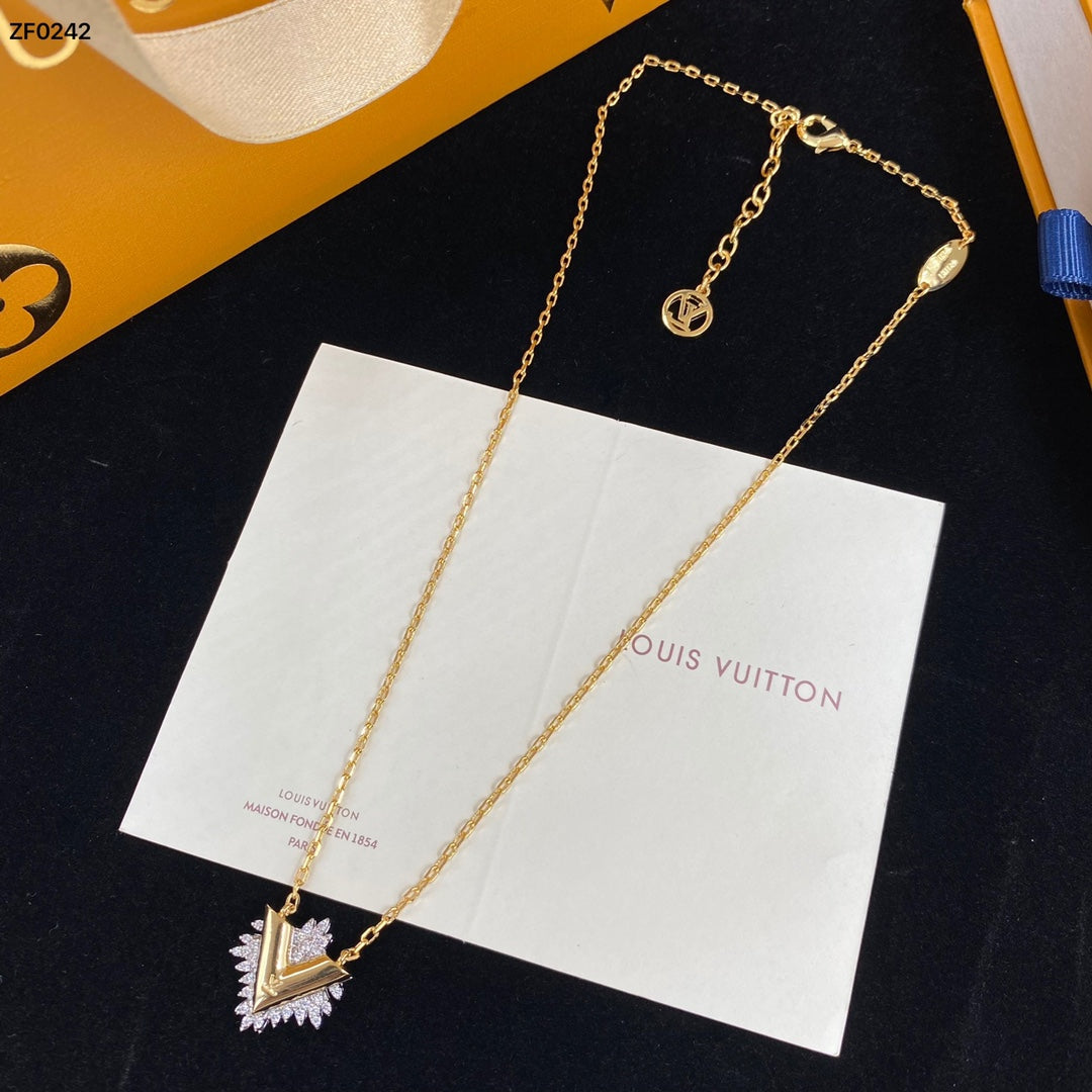 Combo EN – Lux LV Necklaces 110