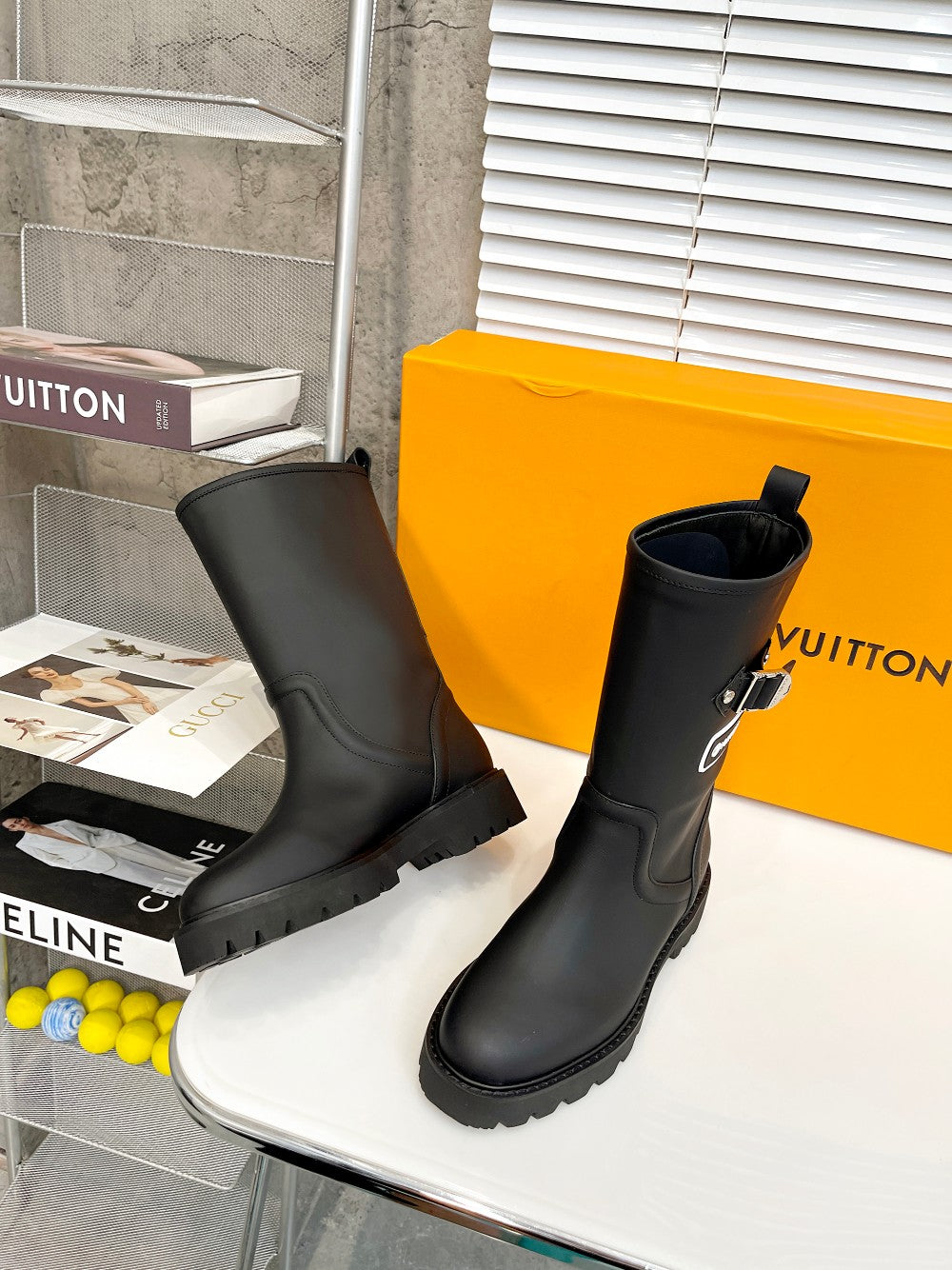 Premium LUV BOOTS 022