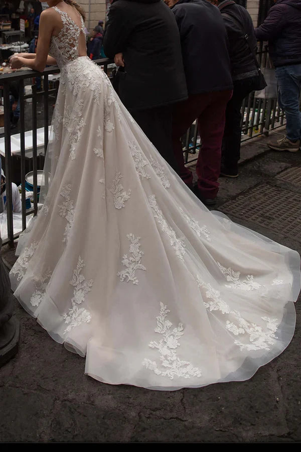 A-line V-neck lace decal romantic princess wedding dress