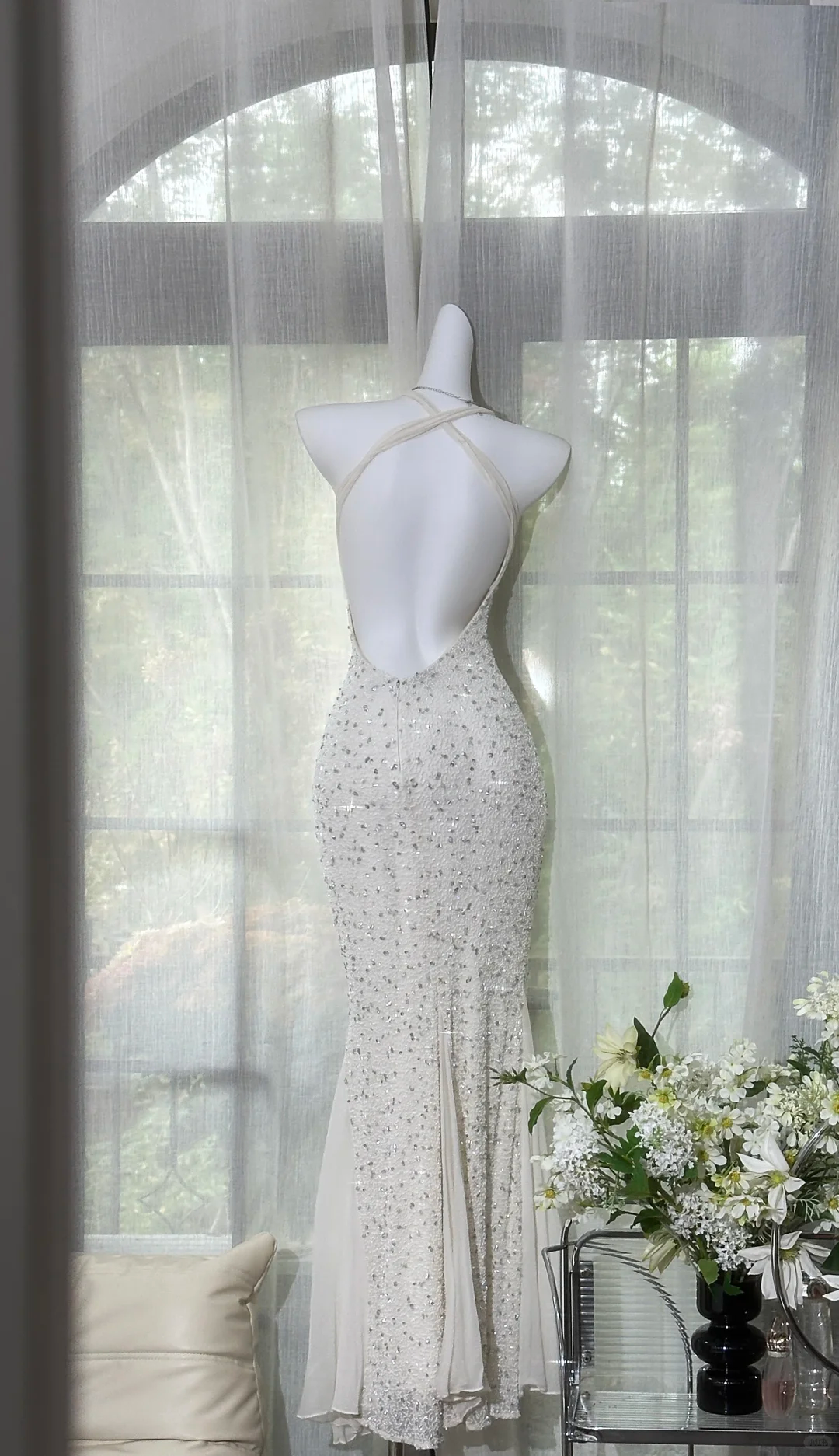 Glamorous Ivory Sequin Halter-Neck Mermaid Evening Gown TP5134