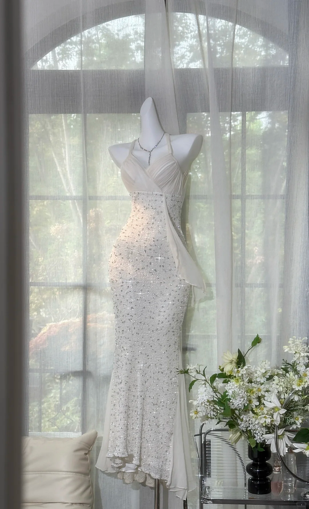 Glamorous Ivory Sequin Halter-Neck Mermaid Evening Gown TP5134