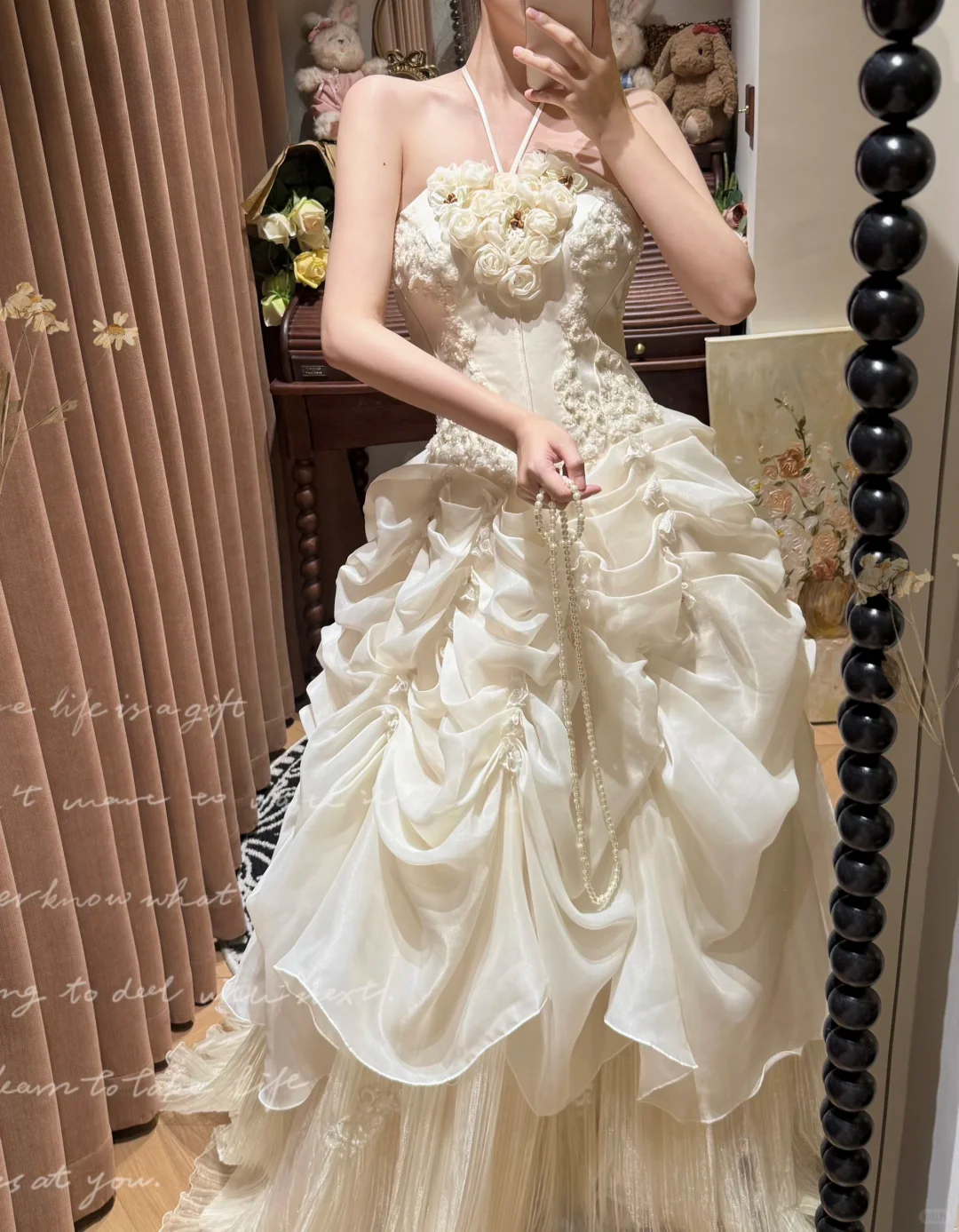 Gorgeous Ivory Strapless 3D Rose Appliques Ruffled Tulle Wedding Dress TP5449