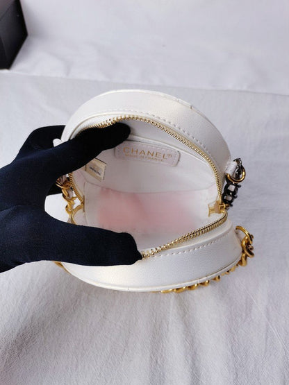 Chanel 19 Round White crossbody bag