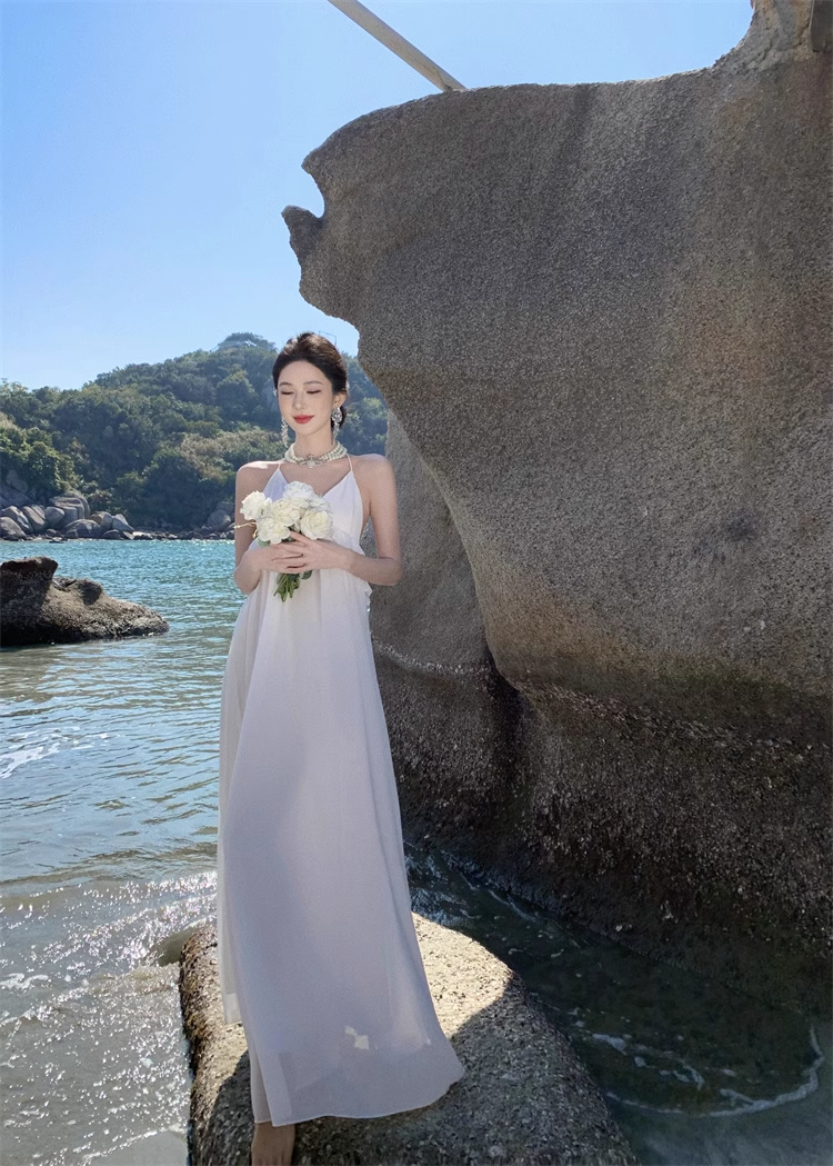 Simple Fashion Women White Design Sense Beach Holiday Banquet Halter Dress TP3075