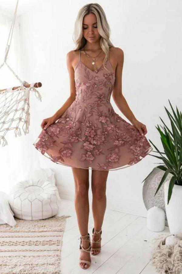 Charming Blush Appliques Design A-line Spaghetti Strap Homecoming Dress TP3582