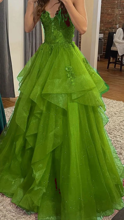 Chic Ball Gowns Spaghetti Straps Burgundy Tulle Lace Long Prom Dresses Prom Gown
