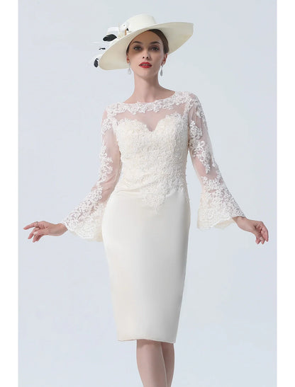Sheath / Column Mother of the Bride Dress Vintage Plus Size Elegant Jewel Neck Knee Length Satin Lace Long Sleeve with Lace
