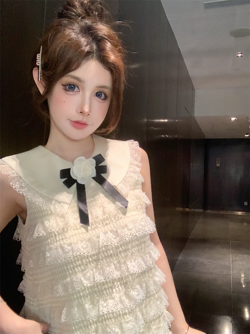 Fashion Beige Bow Lace Design A-line Sleeveless Strapless Homecoming Dress TP3698