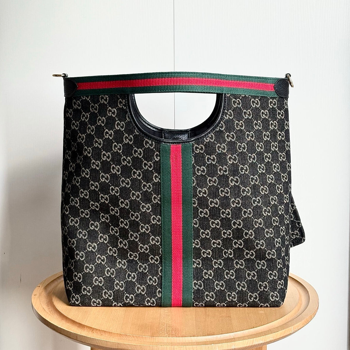 Gucci Giglio Large Tote Bag Black And White GG Denim 39Cm ‎