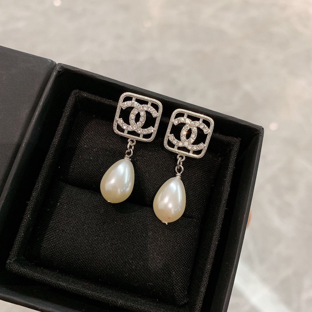EN – Lux Earring Chanel 013
