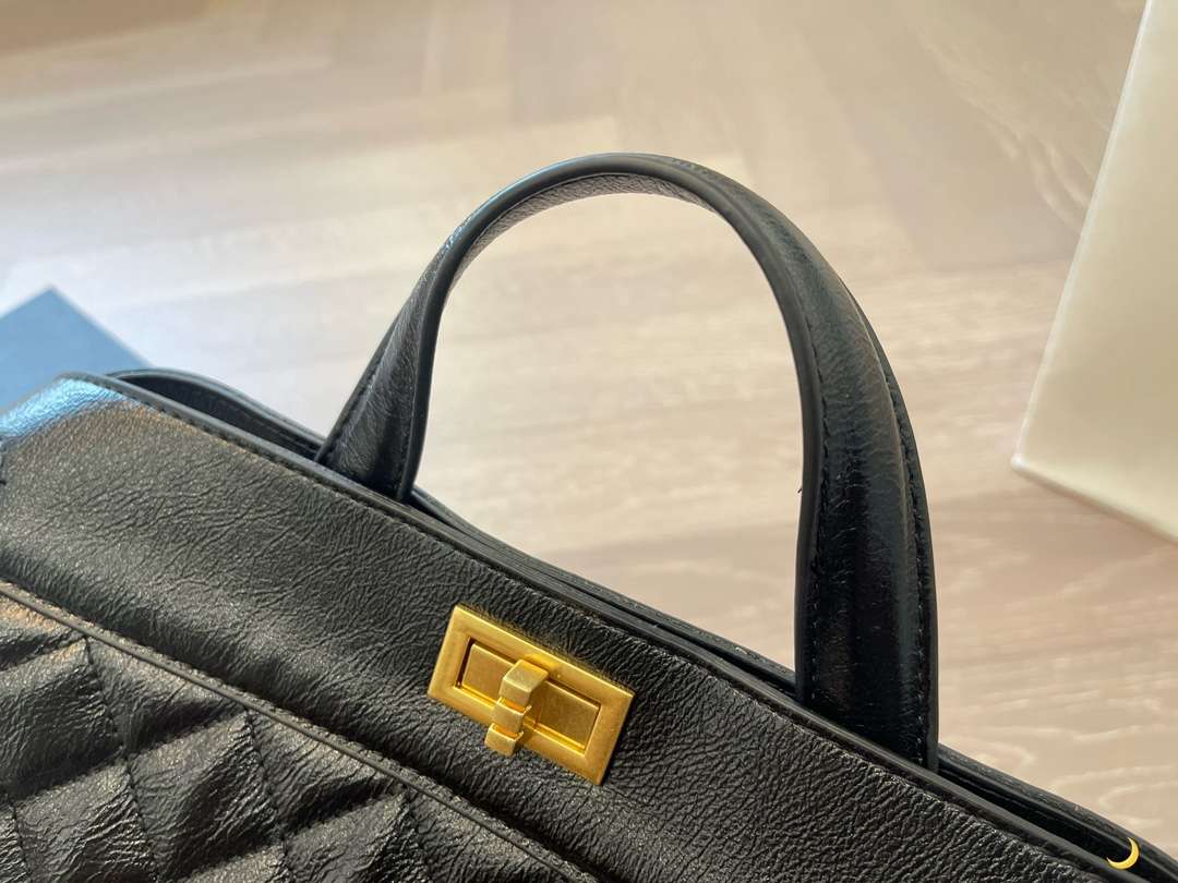YSL Saint Laurent Oversize