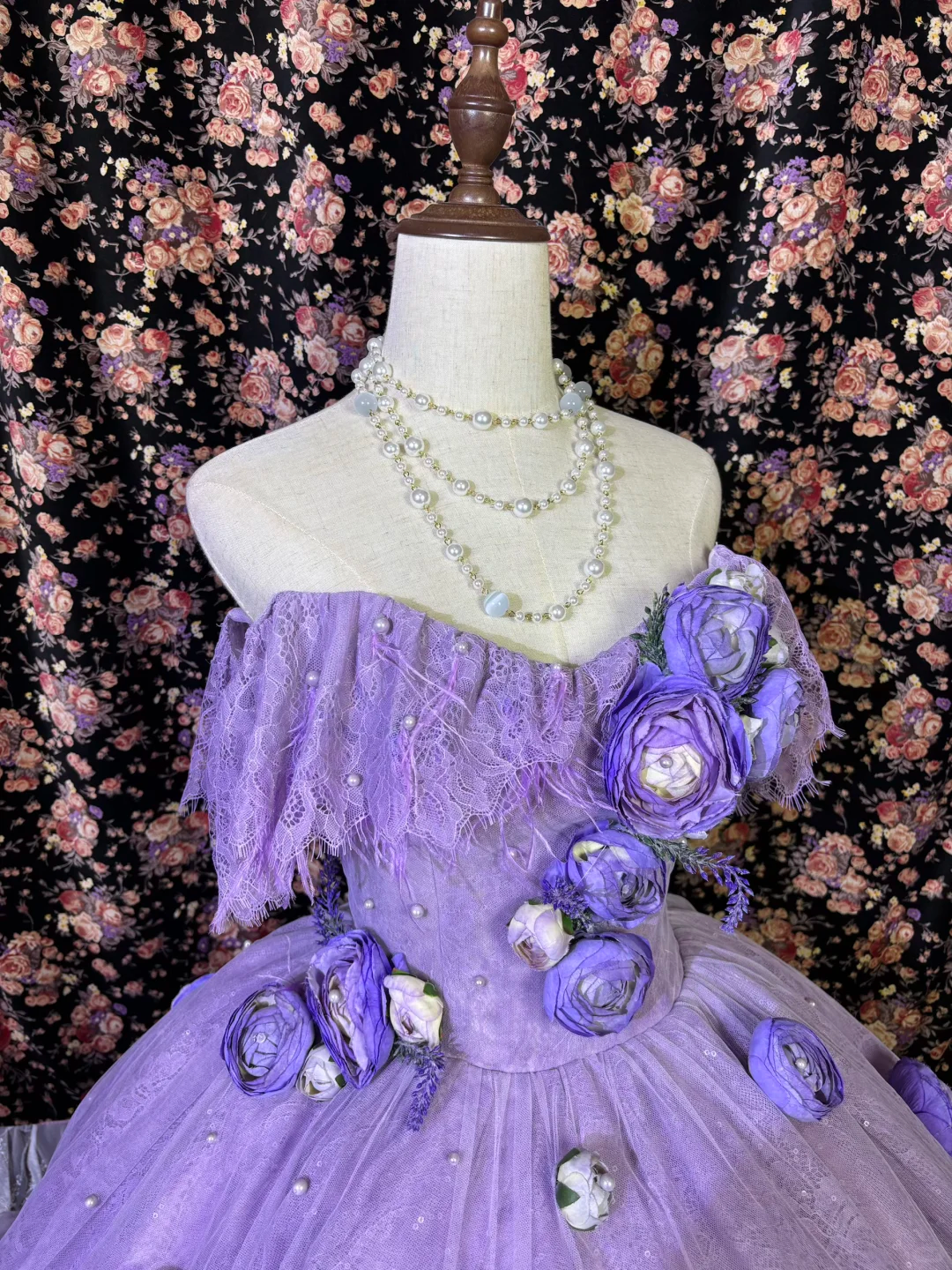 Vintage Lavender Off-Shoulder 3D Floral Applique Tulle & Lace Sweet 16 Quinceanera Ball Gown TP5337