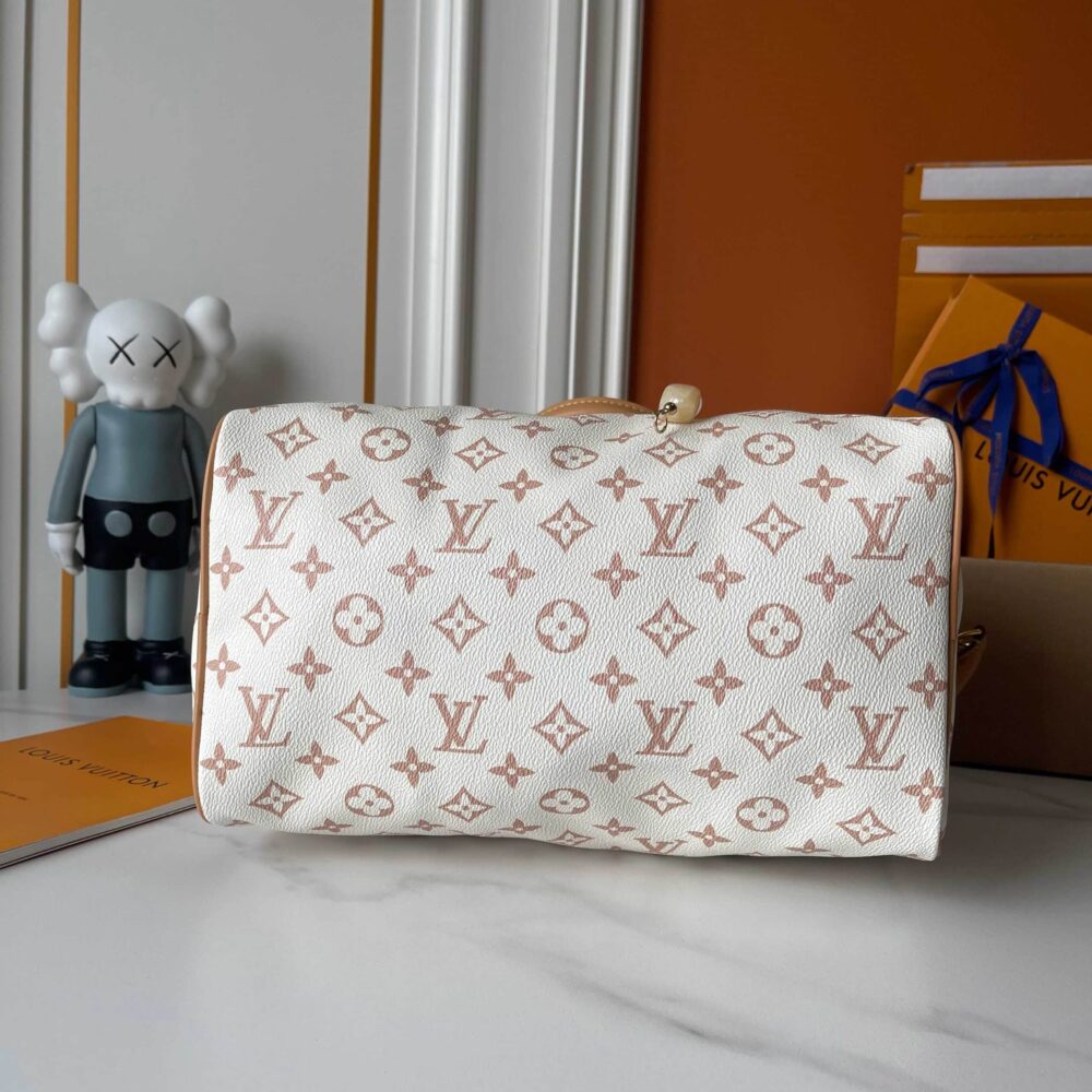 Louis Vuitton Speedy Soft 30 Lucky Bag Dune 30Cm M15108
