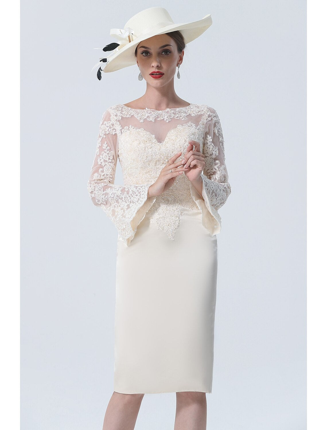 Sheath / Column Mother of the Bride Dress Vintage Plus Size Elegant Jewel Neck Knee Length Satin Lace Long Sleeve with Lace