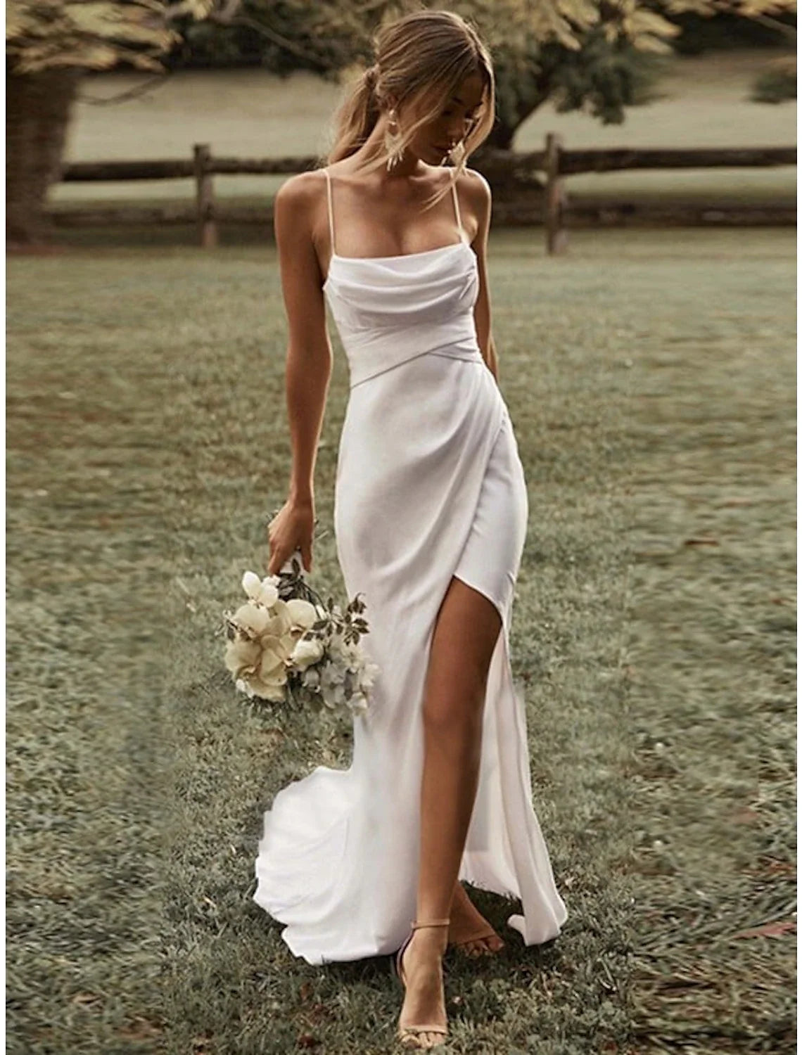 Beach Sexy Casual Wedding Dresses Sheath / Column Square Camisole Spaghetti Strap Sweep / Brush Train Fabric Bridal Gowns With Ruched Split Front