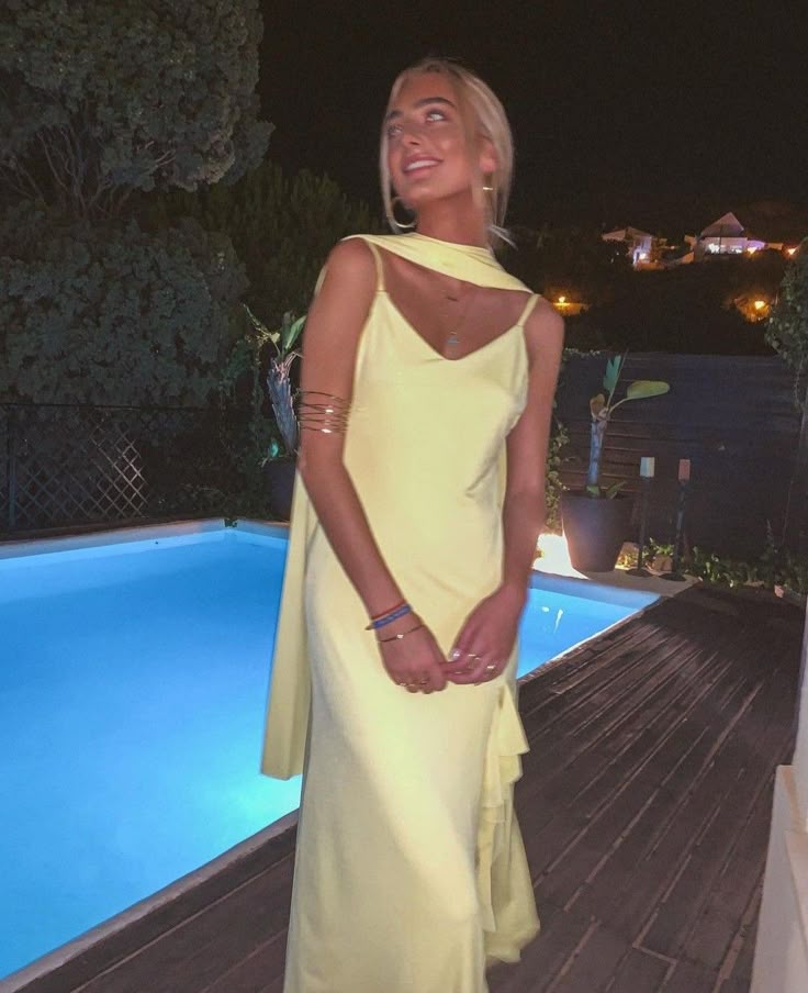 Yellow elegant fashion spaghetti strap long chiffon ruffled ball gown evening dress party dress gh3382