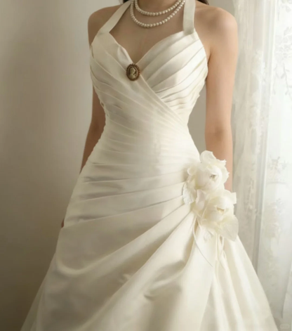 Vintage Ivory Halter-Neck Satin A-Line Draped Wedding Dress TP5630