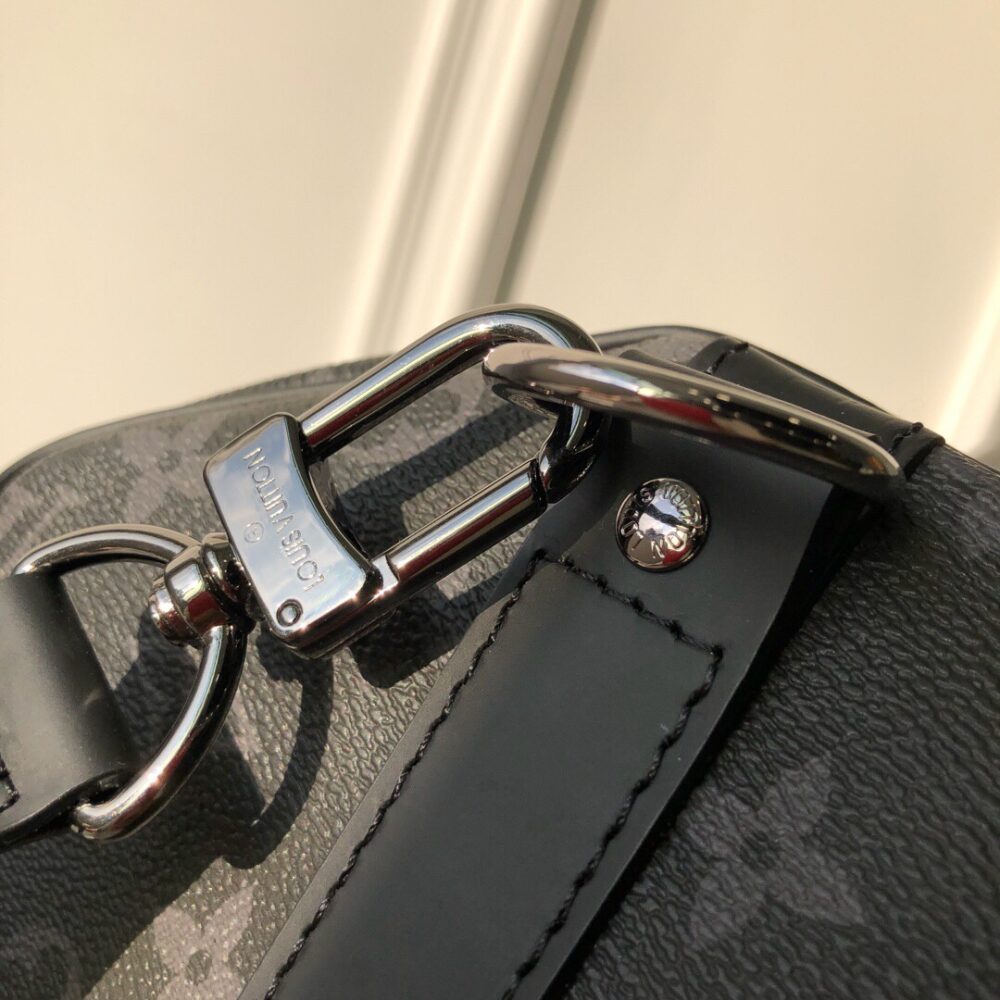 Louis Vuitton Keepall Bandouliere 55 Monogram Eclipse Canvas 55cm LV M40605