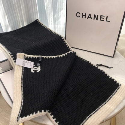 Chanel 23A Cashmere Scarf Black And White 170Cm