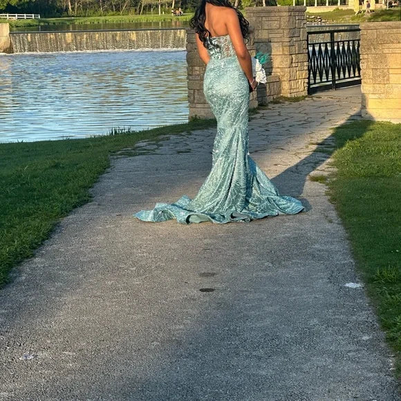 Elegant Teal Strapless Prom Gowns