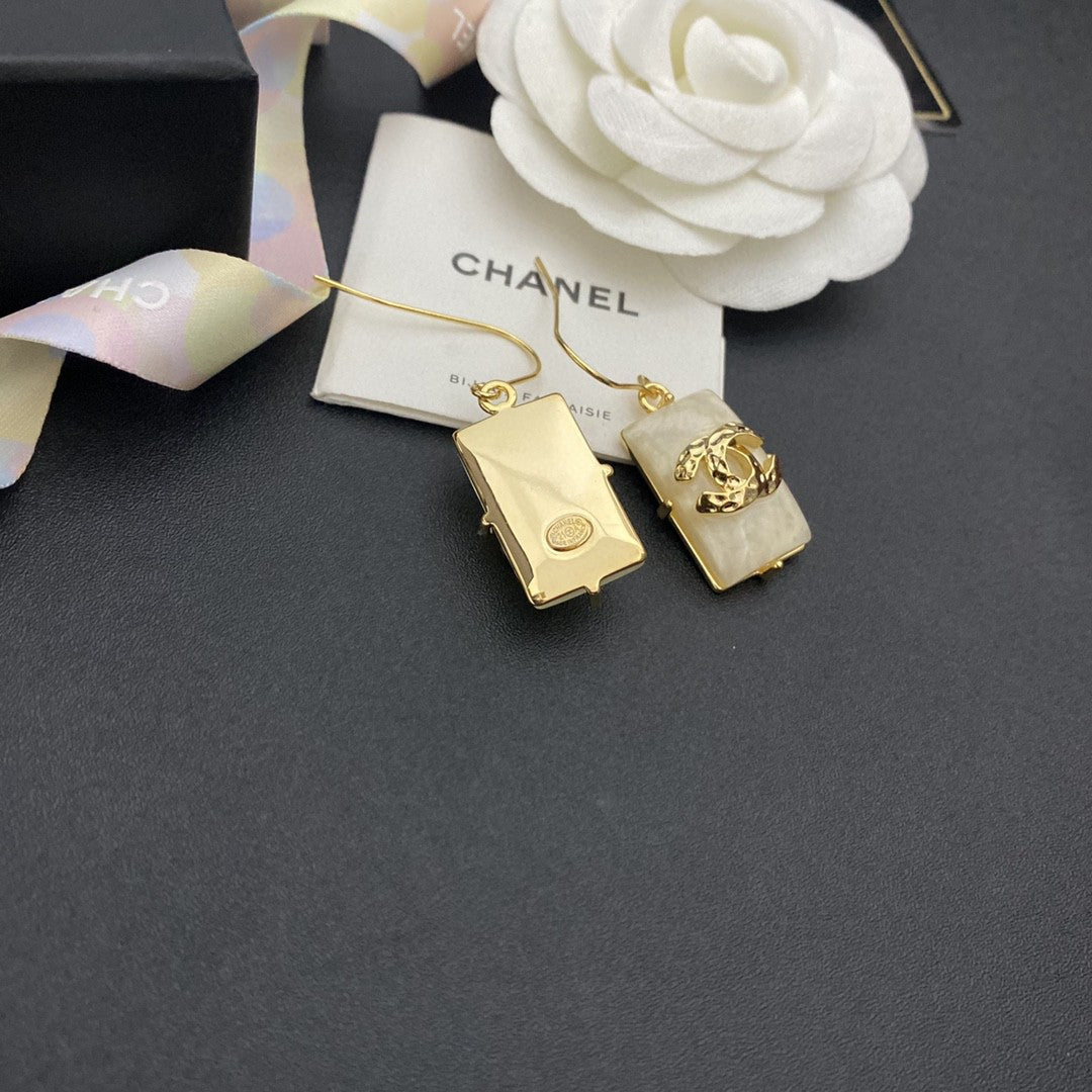 EN – Lux Earring Chanel 026