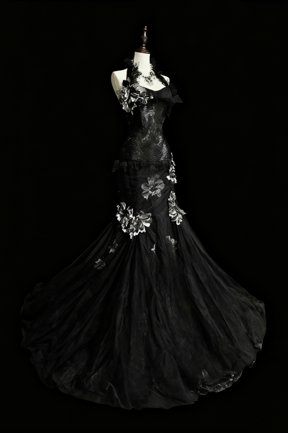 girlhomeshops-Evening dress Black mermaid-inspired floral gown, uniquely elegant dark mermaid long tulle ball gown/evening dress. gh6138