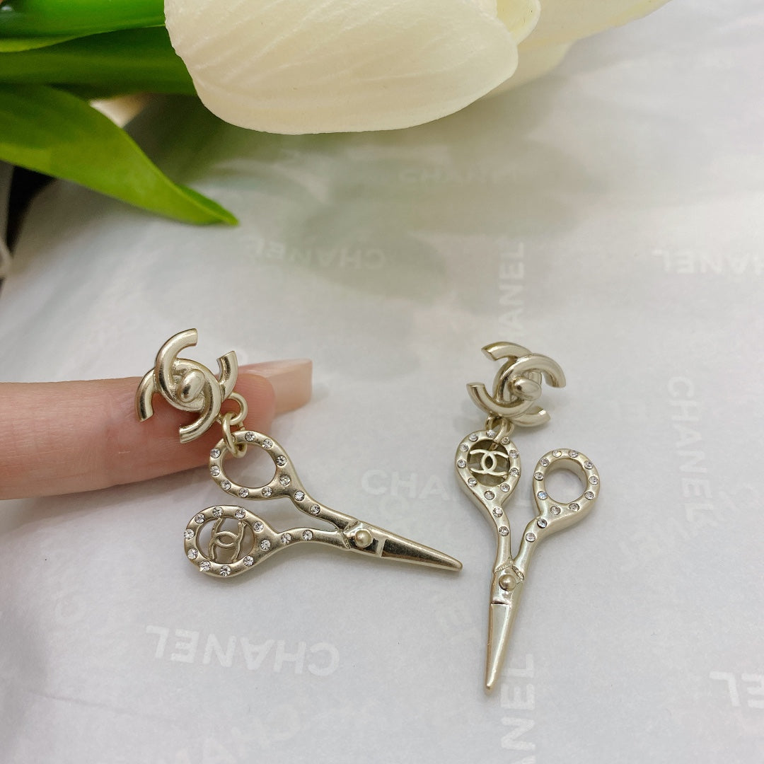 EN – Lux Earring Chanel 005