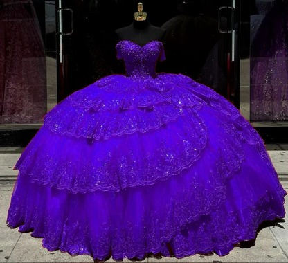 Luxury Red Quinceanera Dress with Crystal Beading Lace Appliques Sweet 16 15 Ball Gown