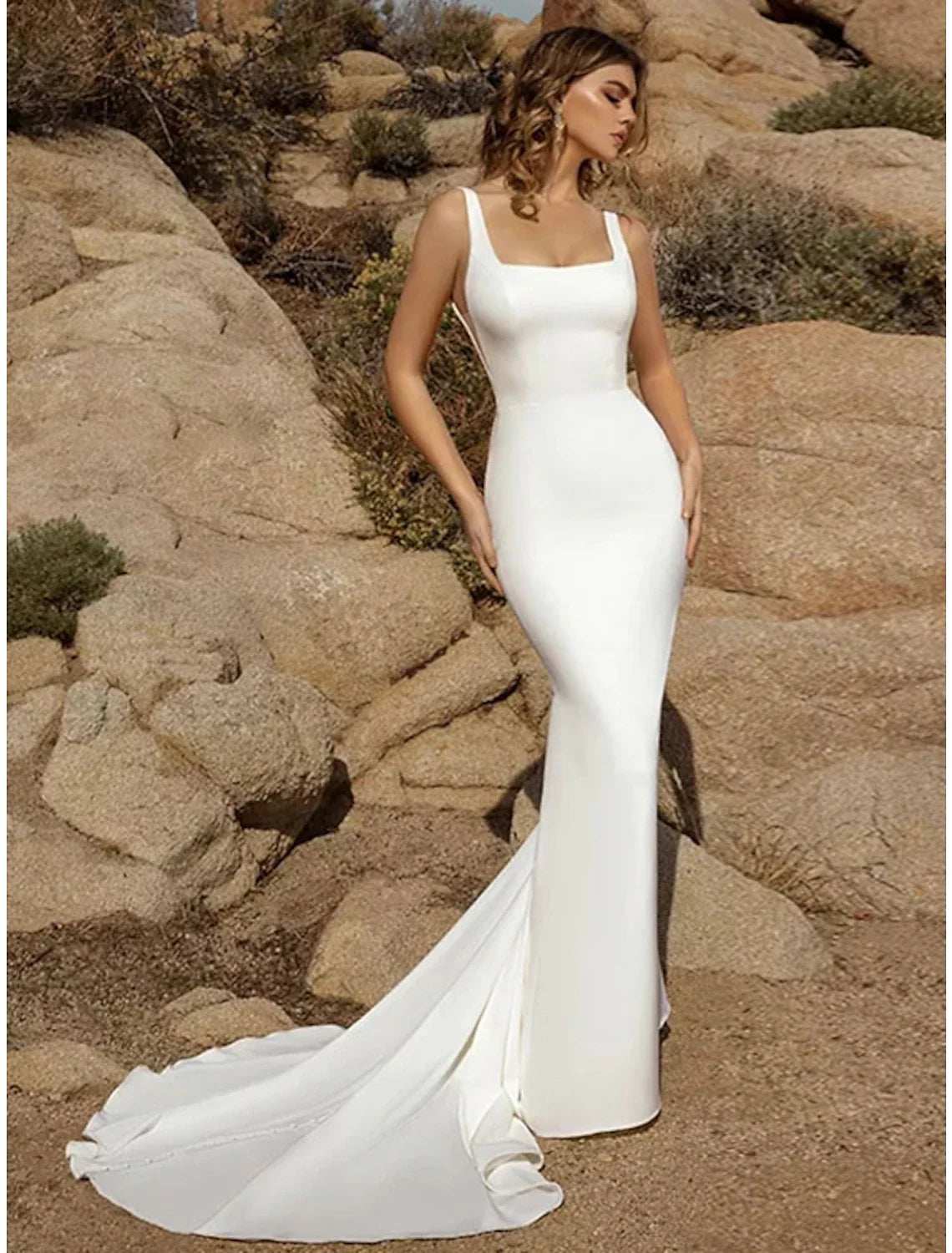Beach Open Back Casual Wedding Dresses Mermaid / Trumpet Square Neck Sleeveless Court Train Fabric Bridal Gowns With Buttons Solid Color